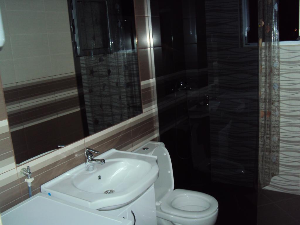 Planet Rooms Dobra Voda Exterior foto